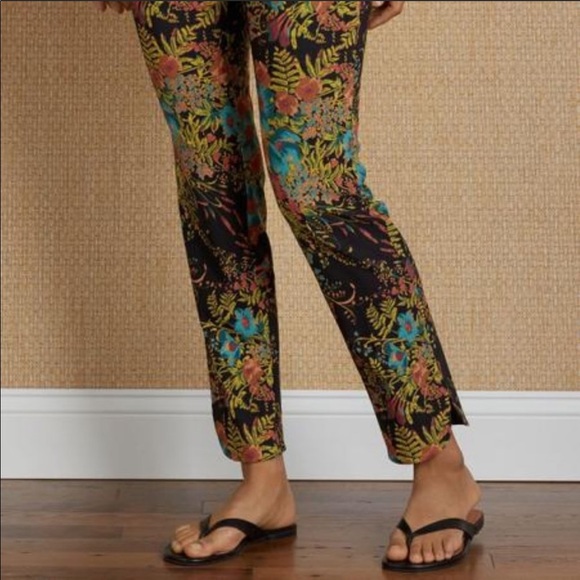 Soft Surroundings In Bloom Floral Ankle Pants PL - Picture 5 of 12